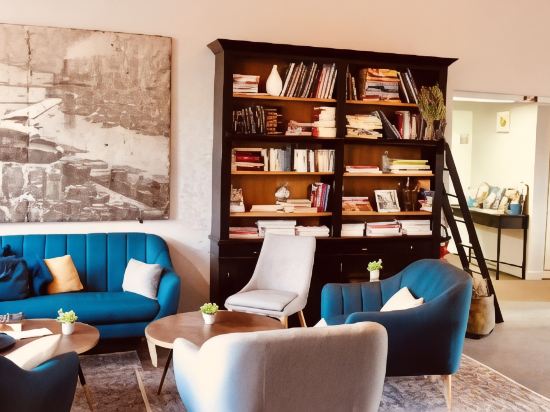 Фото Sure Hotel by Best Western Chateauroux