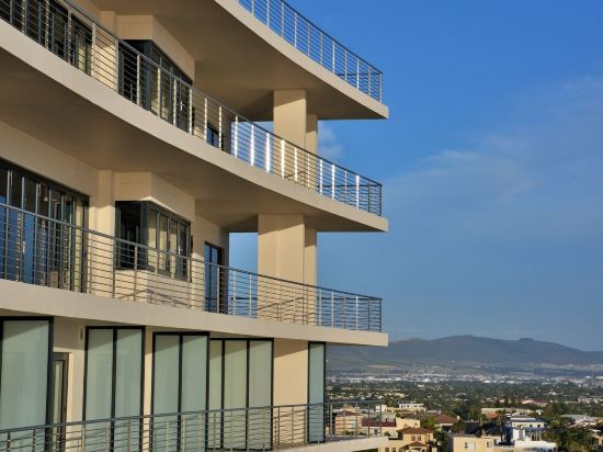 Фото Blaauwberg Beach Hotel