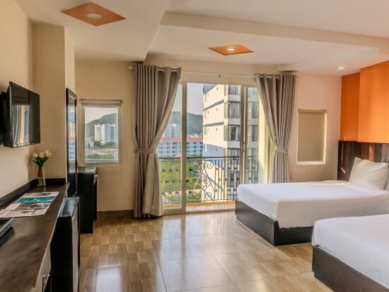 Фото Melyna Hotel