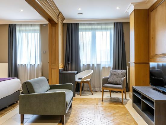 Фото Les Jardins de Saint-Cloud