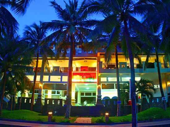 Фото Hon Rom Central Beach Resort