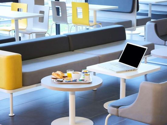 Фото Premiere Classe Le Havre Centre	