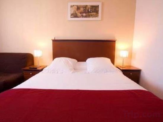 Фото Tulip Residences Joinville-Le-Pont