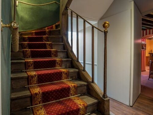 Гостиница Hotel la Residence du Berry в Версале