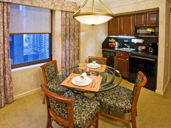 Фото The Manhattan Club