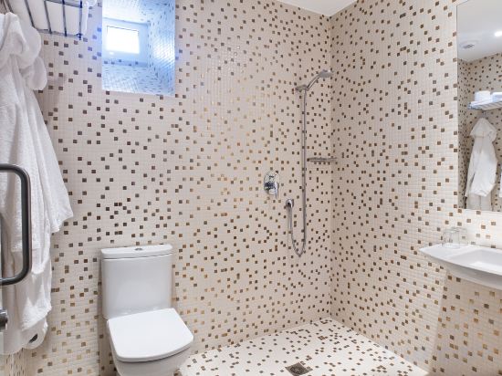 Фото Hotel Montes