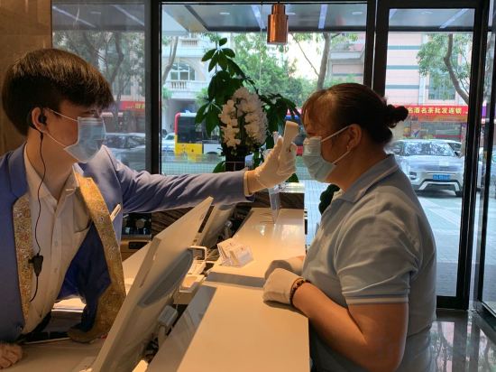 Фото Echarm Hotel