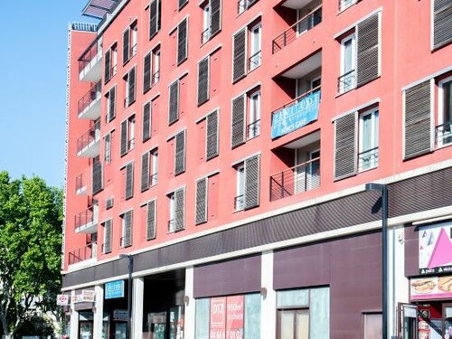 Гостиница Comfort Aparthotel Nimes Centre в Ниме