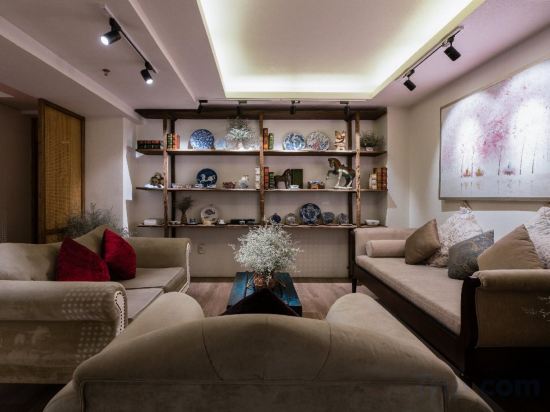 Фото Asian Ruby Center Point Hotel & Spa