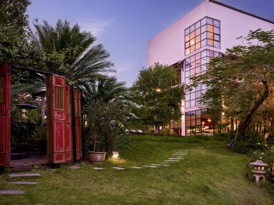 Фото ANhill Boutique