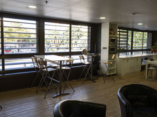 Фото Hostal Sans