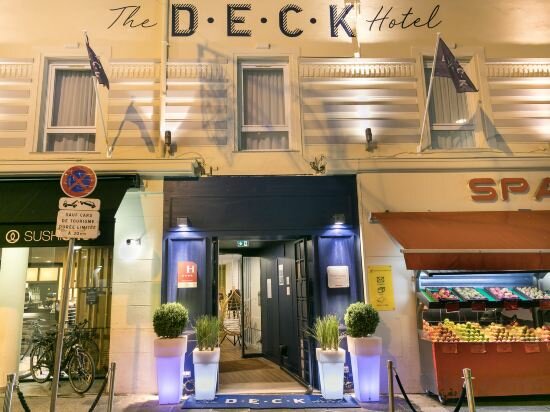 Фото The Deck Hotel by HappyCulture
