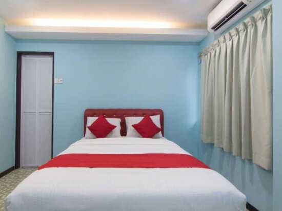 Фото Oyo 1136 Pd Star Hotel