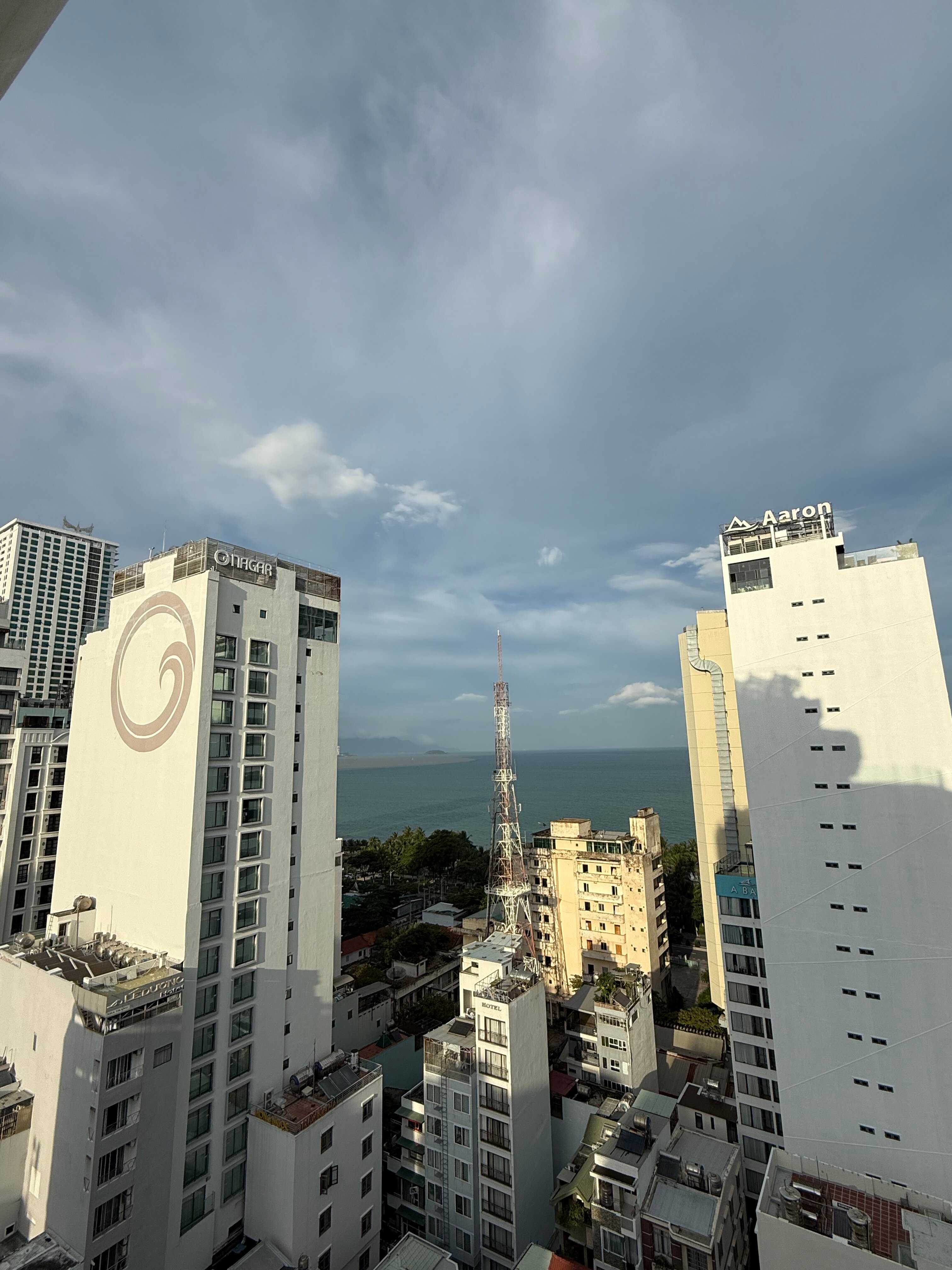 Фото Adamas Boutique Hotel Nha Trang