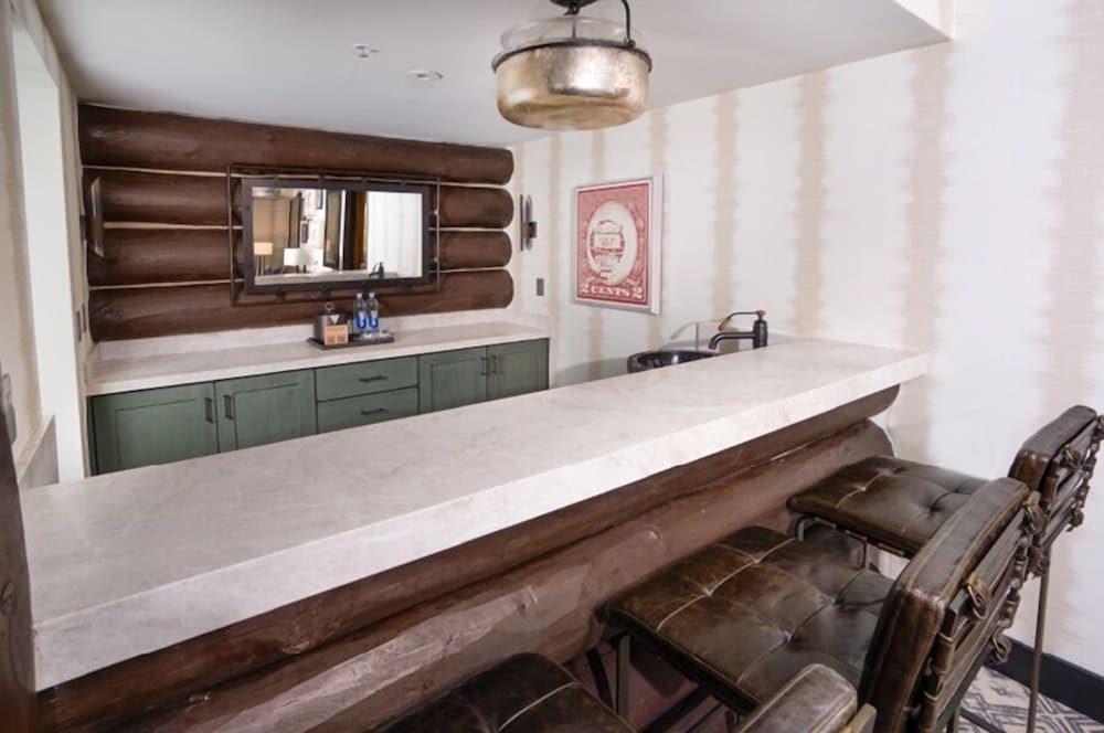 Фото Silverton Casino Lodge - Newly Renovated