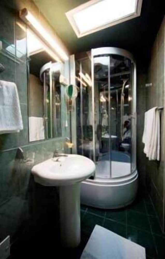 Фото Hotel Kerber Podgorica