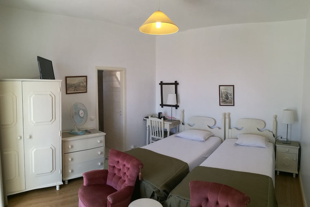 Фото Pensão Residencial Vila Teresinha