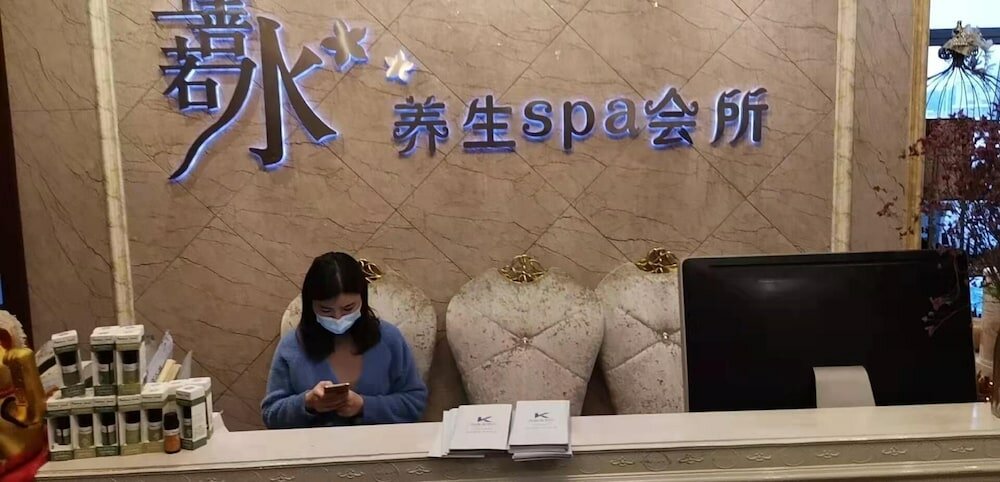 Фото Kaiserdom Hotel