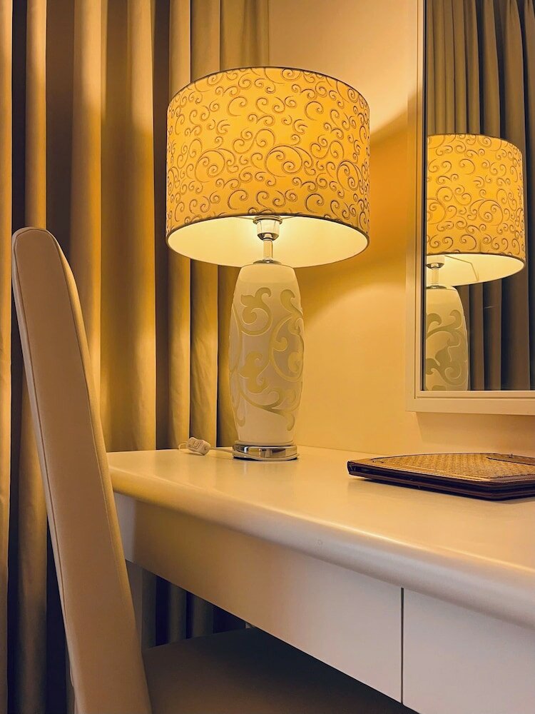 Фото Nhi Phi Hotel