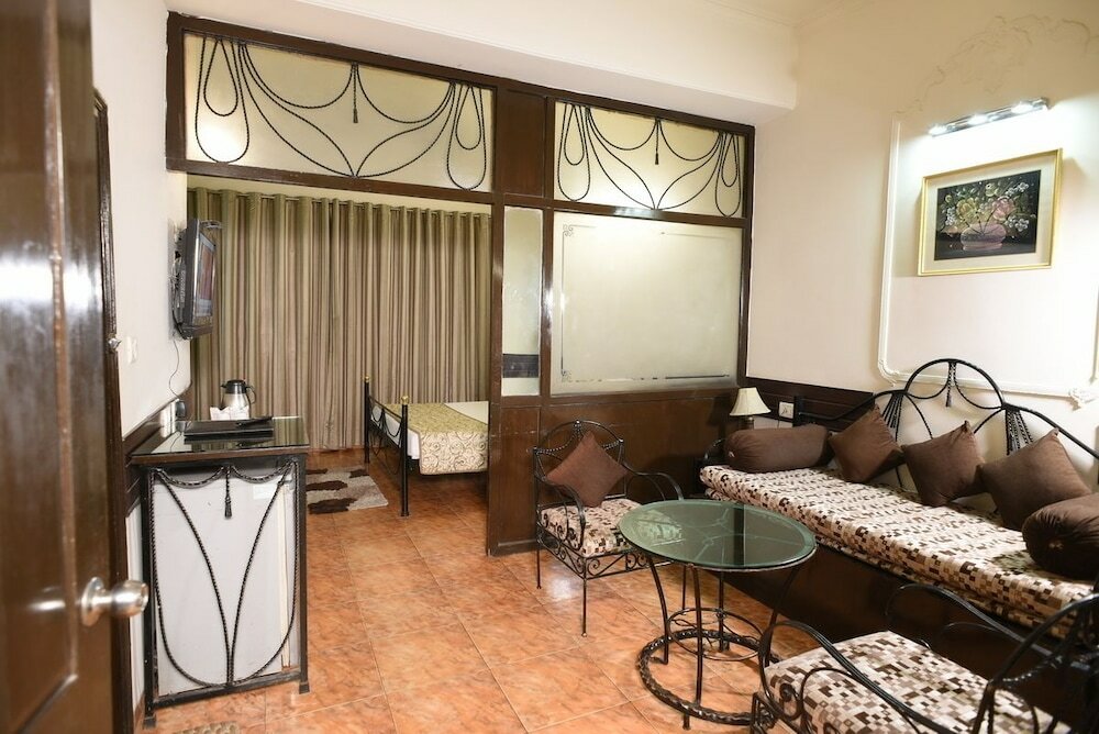 Фото Jullundur Hotel