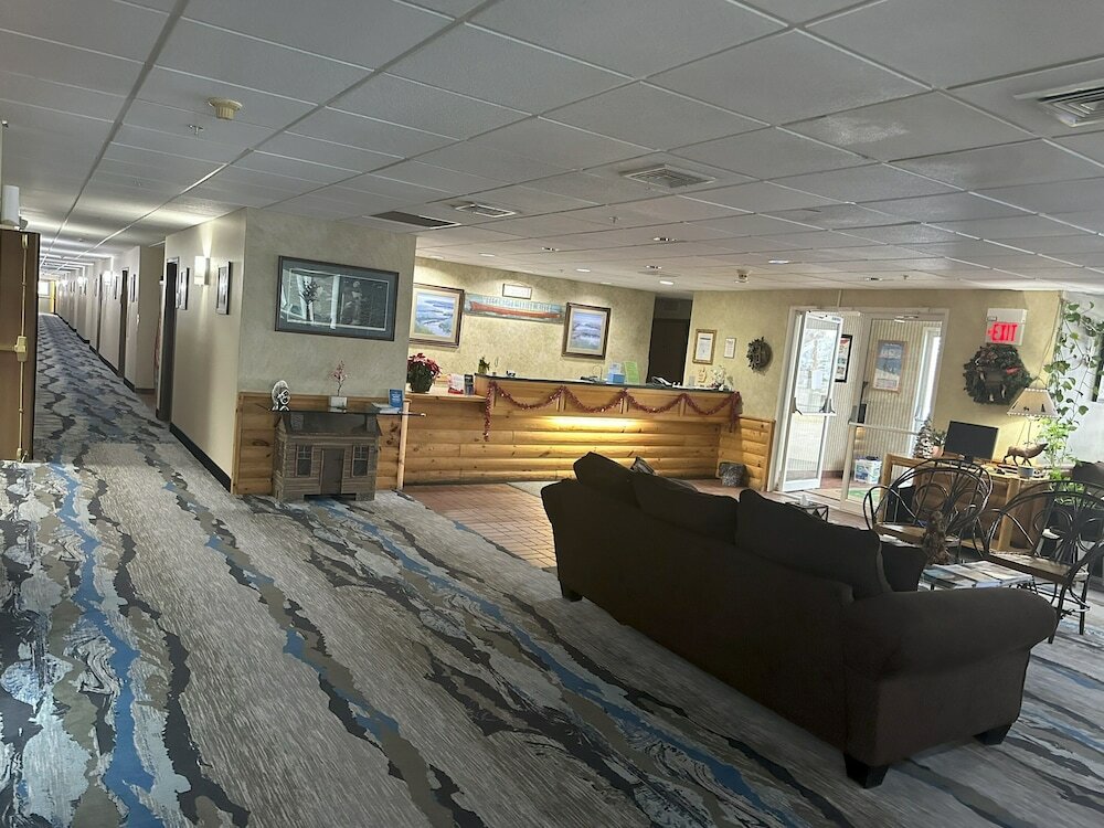 Фото Hometown Inn