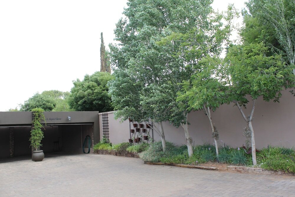 Фото Cottonwood Guesthouse