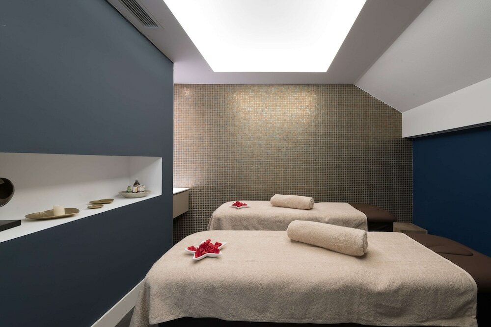 Фото Отель Catalonia Ramblas