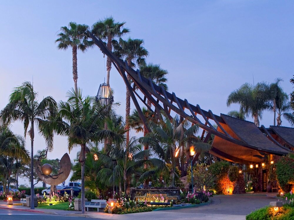 Фото Humphreys Half Moon Inn