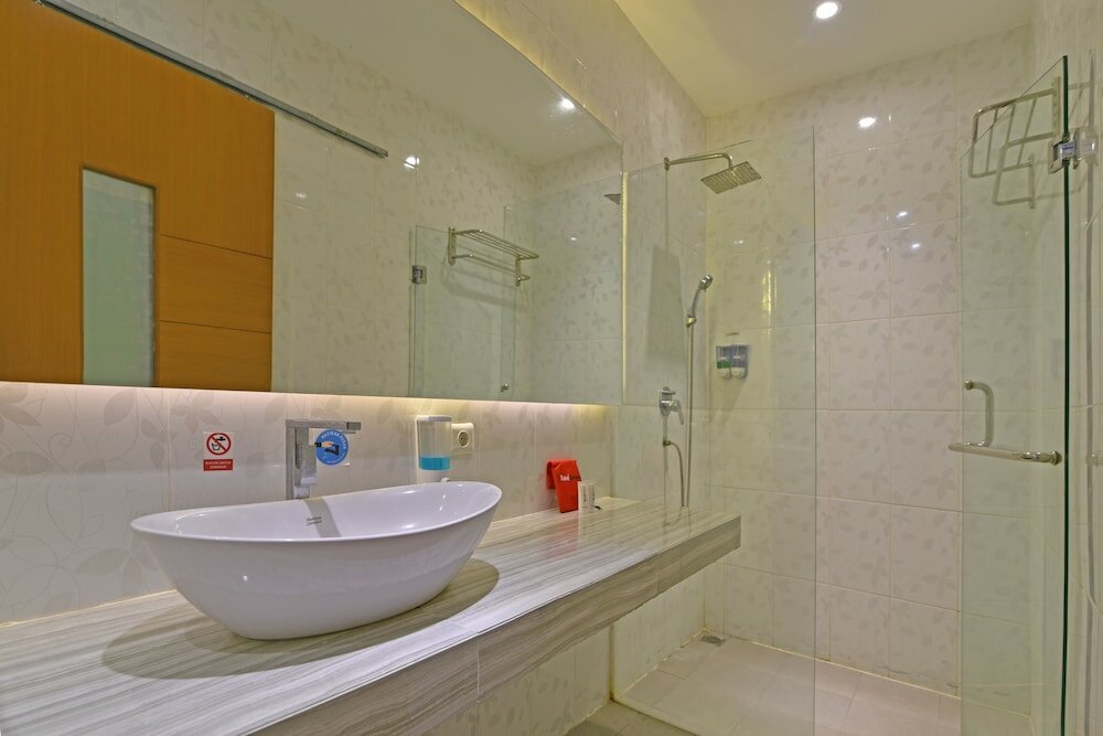 Фото RedDoorz Plus @ Mahendradatta Denpasar