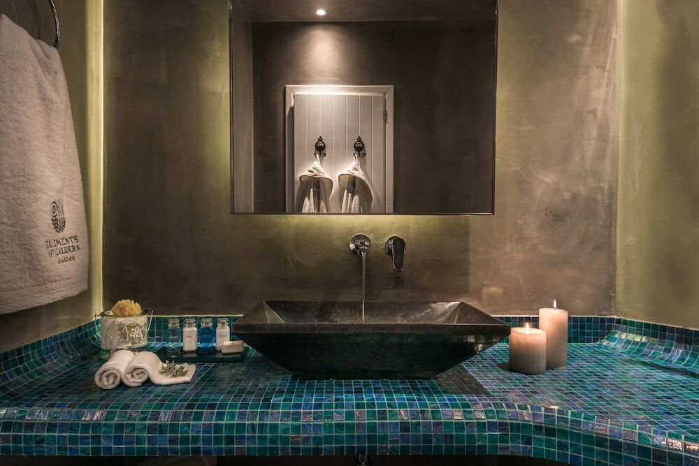 Фото Elements of Caldera Suites