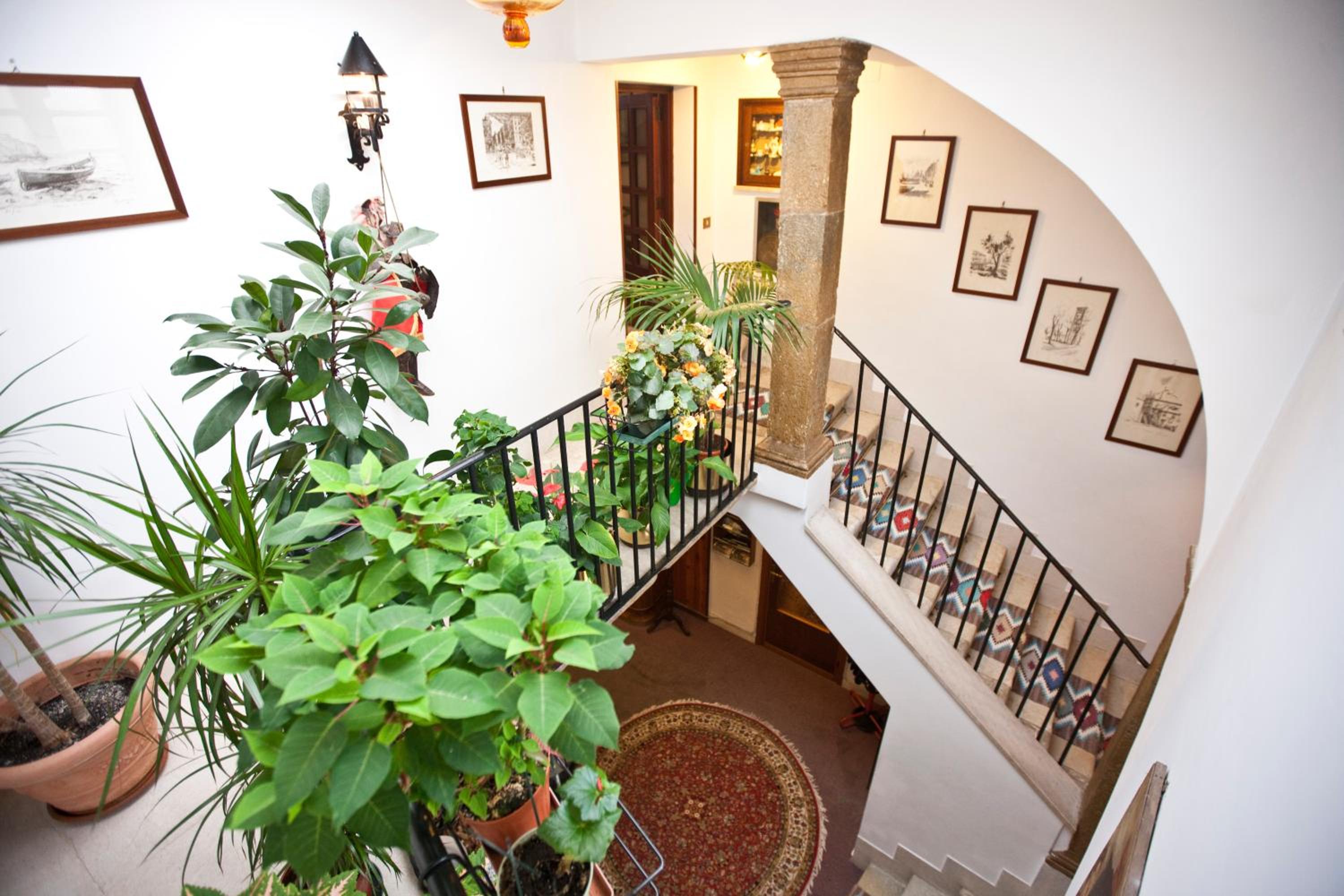 Фото Moderno Hotel