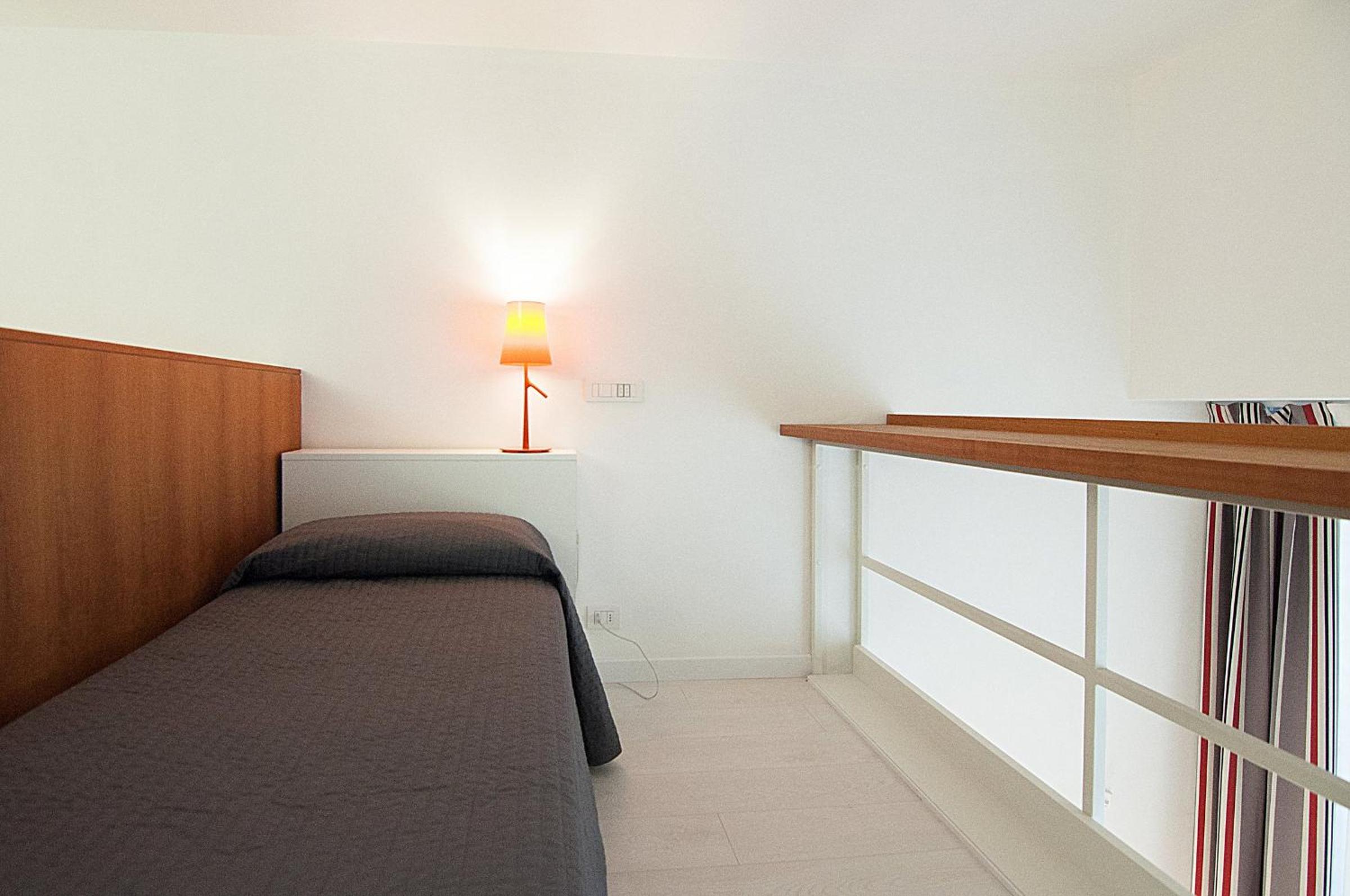 Фото Bb Hotels Aparthotel Desuite