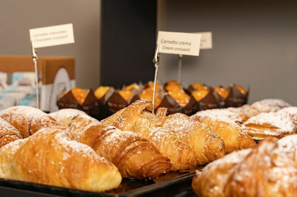 Фото Hotel Basilea