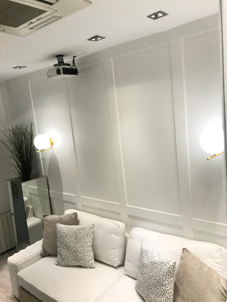 Фото Ab Design Suites Madrid