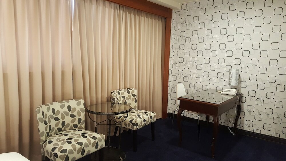 Фото Hon Dow Hotel