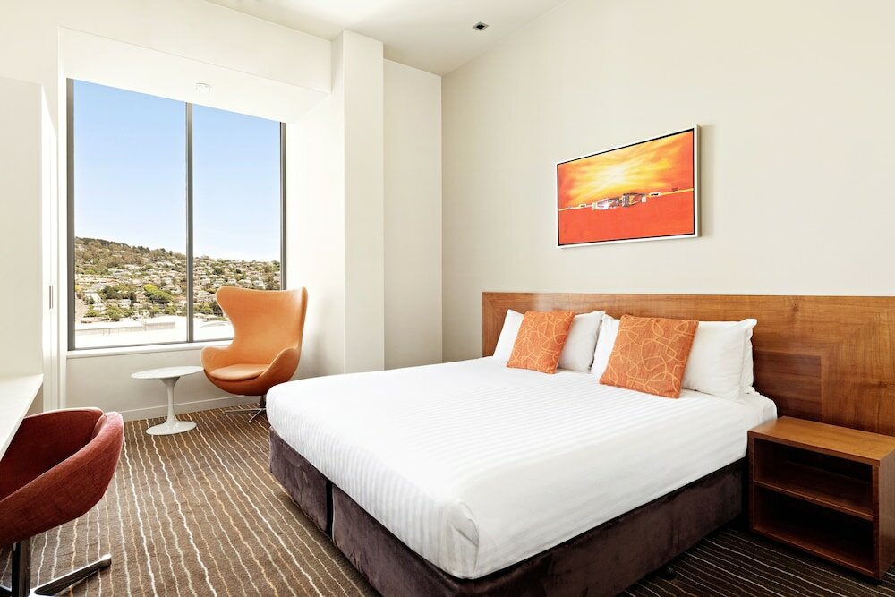 Фото Mantra Charles Hotel Launceston