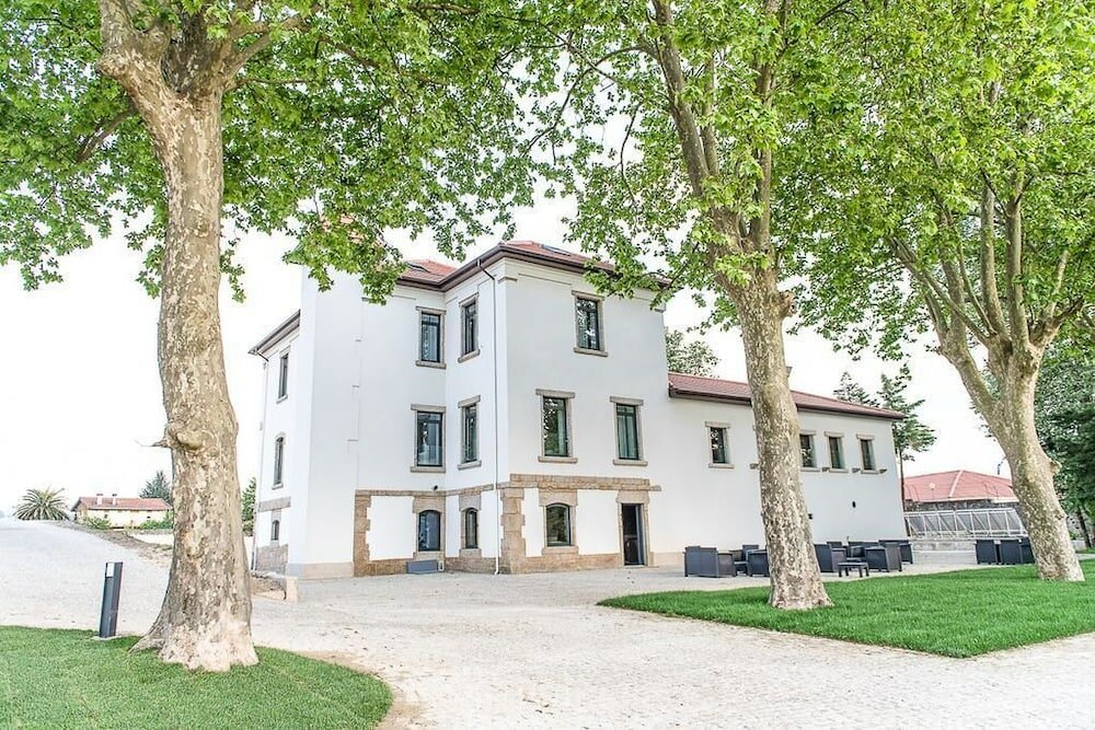 Фото Borralha Hotel