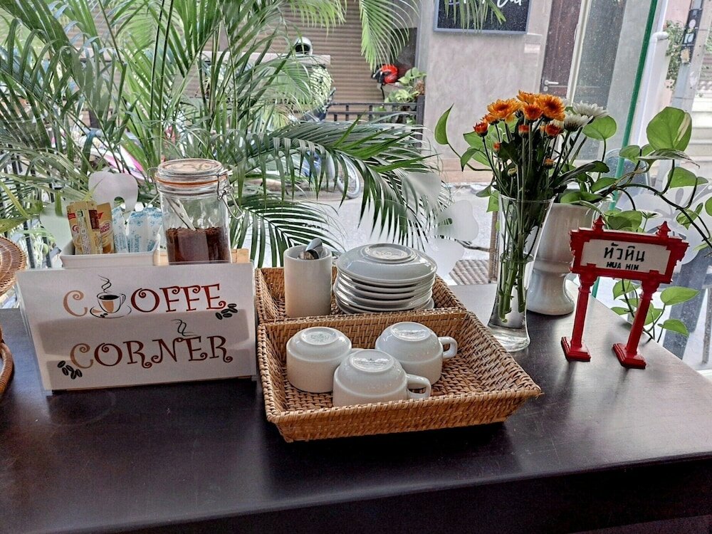 Фото Thipurai City Hotel