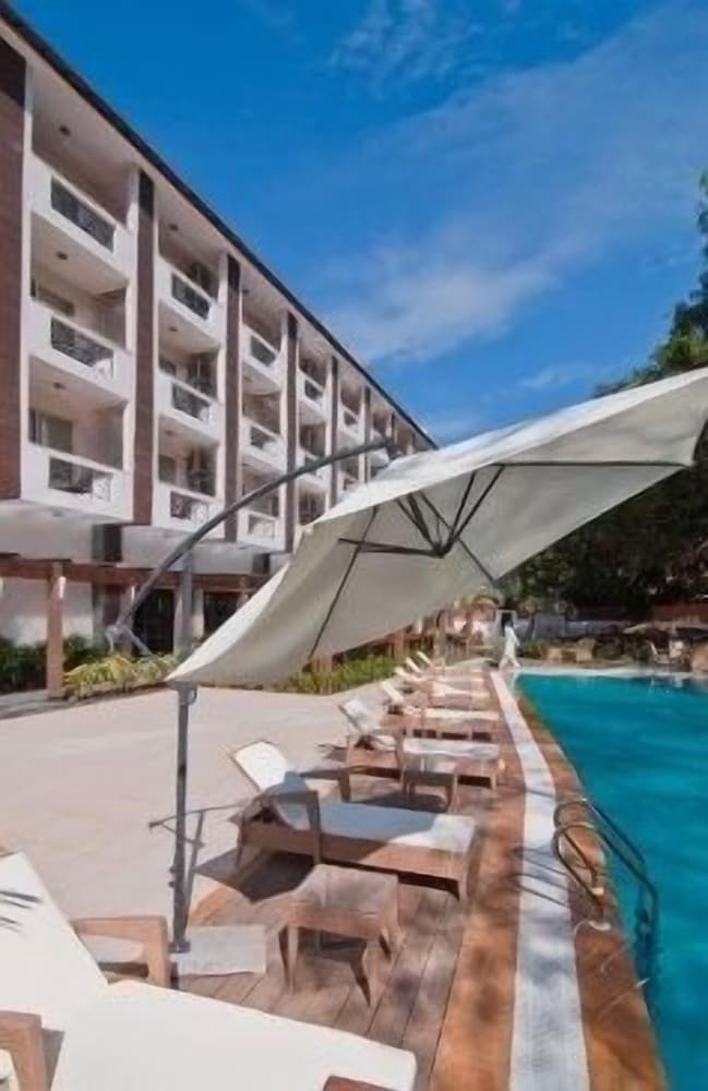 Фото Ramada by Wyndham Goa Arpora