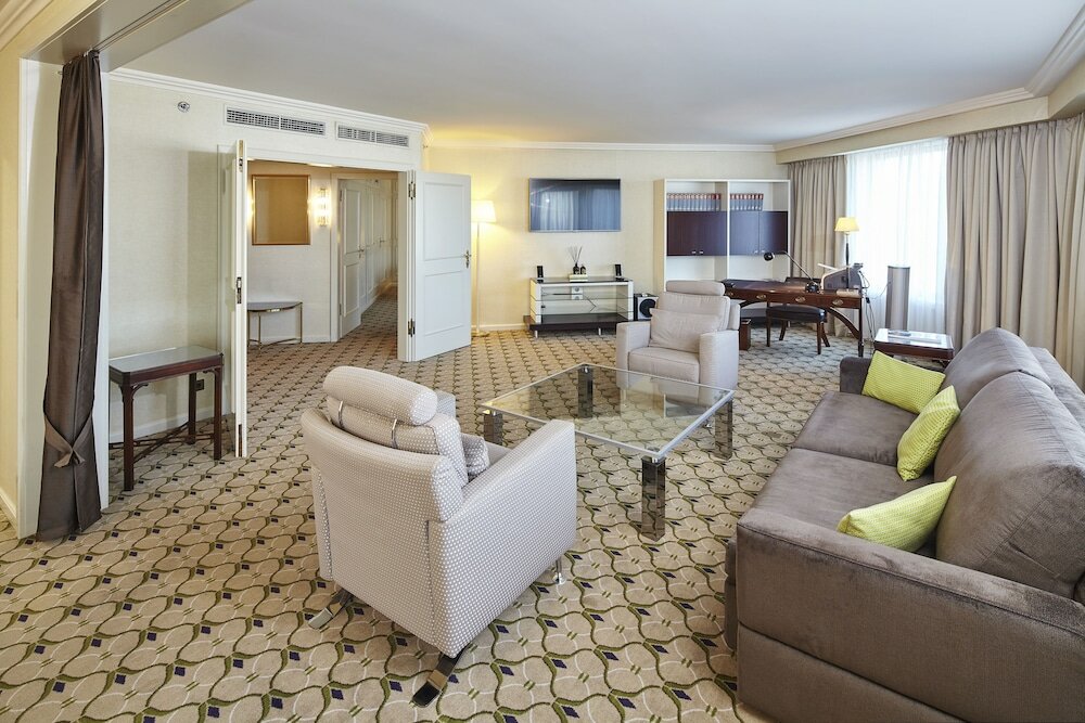 Фото Clayton Hotel Düsseldorf