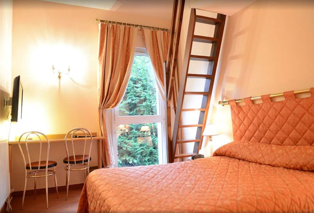 Фото Best Western Flers Centre Gare