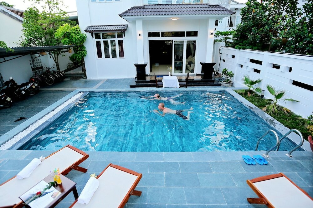 Фото Well-To-Do Villa