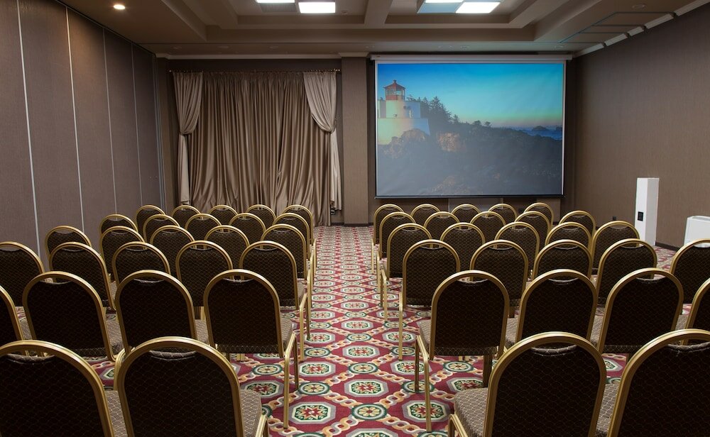 Фото Comfort Hotel Astana