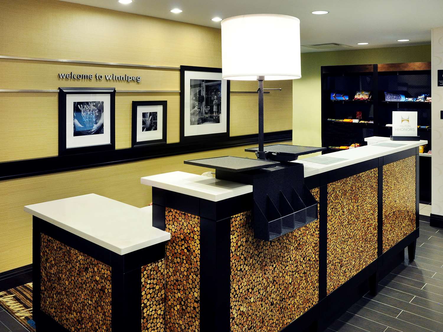 Фото Hampton Inn by Hilton Winnipeg Airport/Polo Park