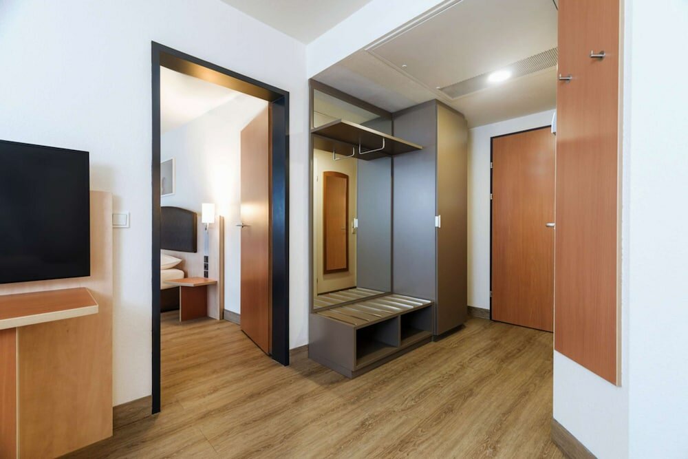 Фото IntercityHotel Wien