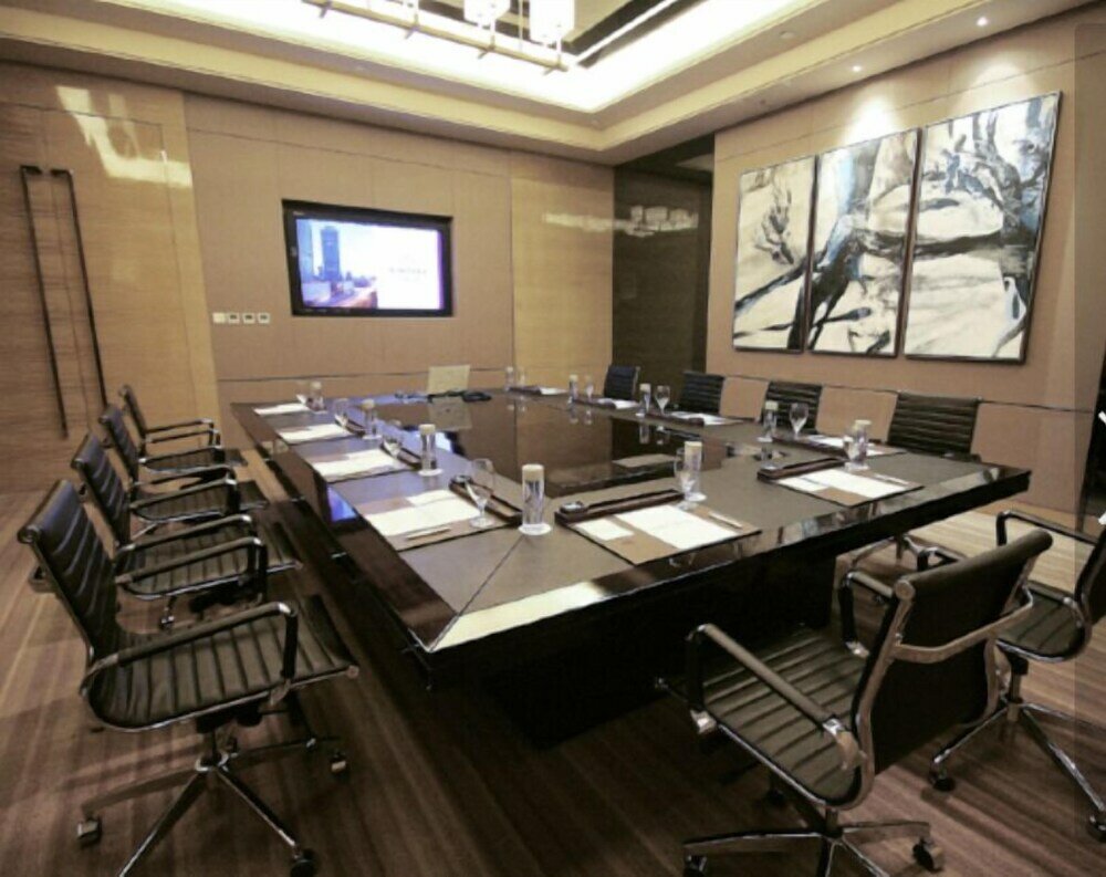 Фото Tangla Hotel Tianjin