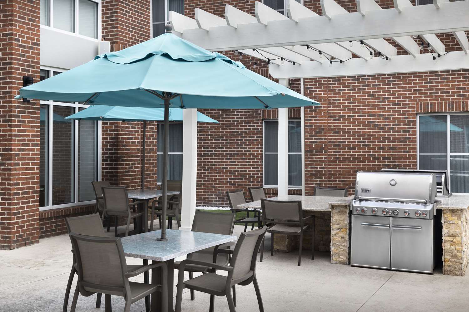 Фото Homewood Suites by Hilton Nashville Airport