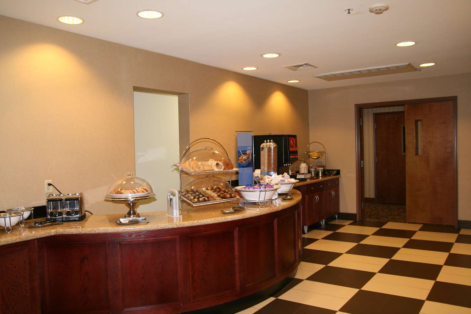 Фото Hampton Inn Great Falls