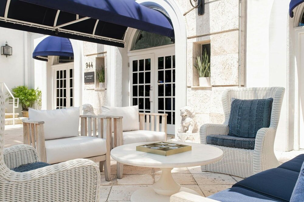 Фото Blue Moon Hotel