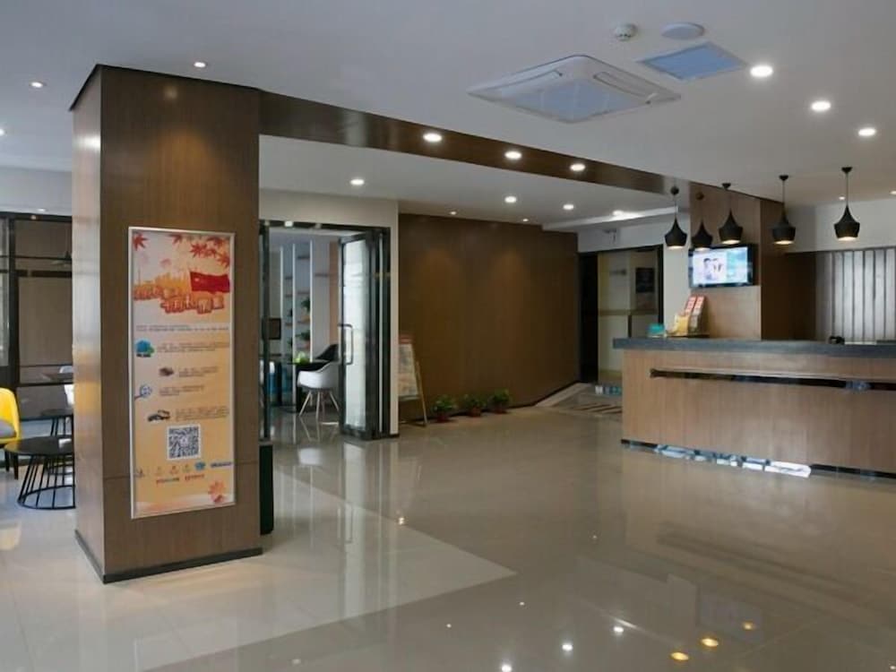 Фото Jinjiang Inn Jingshi Road Quancheng Park